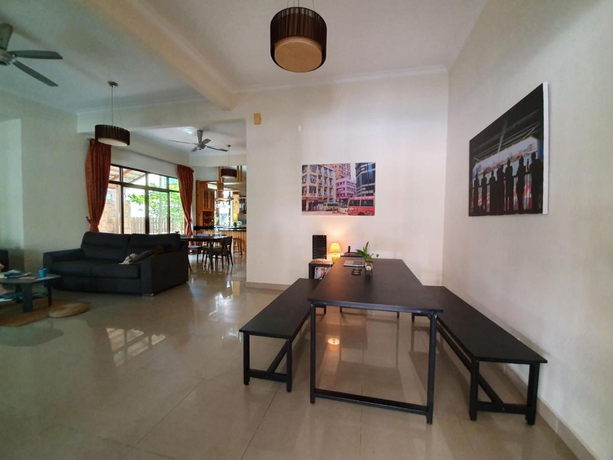 Appartement Eden Cosy Living à Batu Ferringhi Extérieur photo